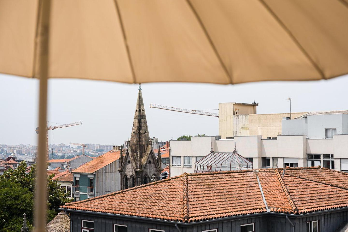 Guestready - Balcony Over Free Parking Appartement Oporto